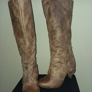 Size 8.5 womens Not Rated boots